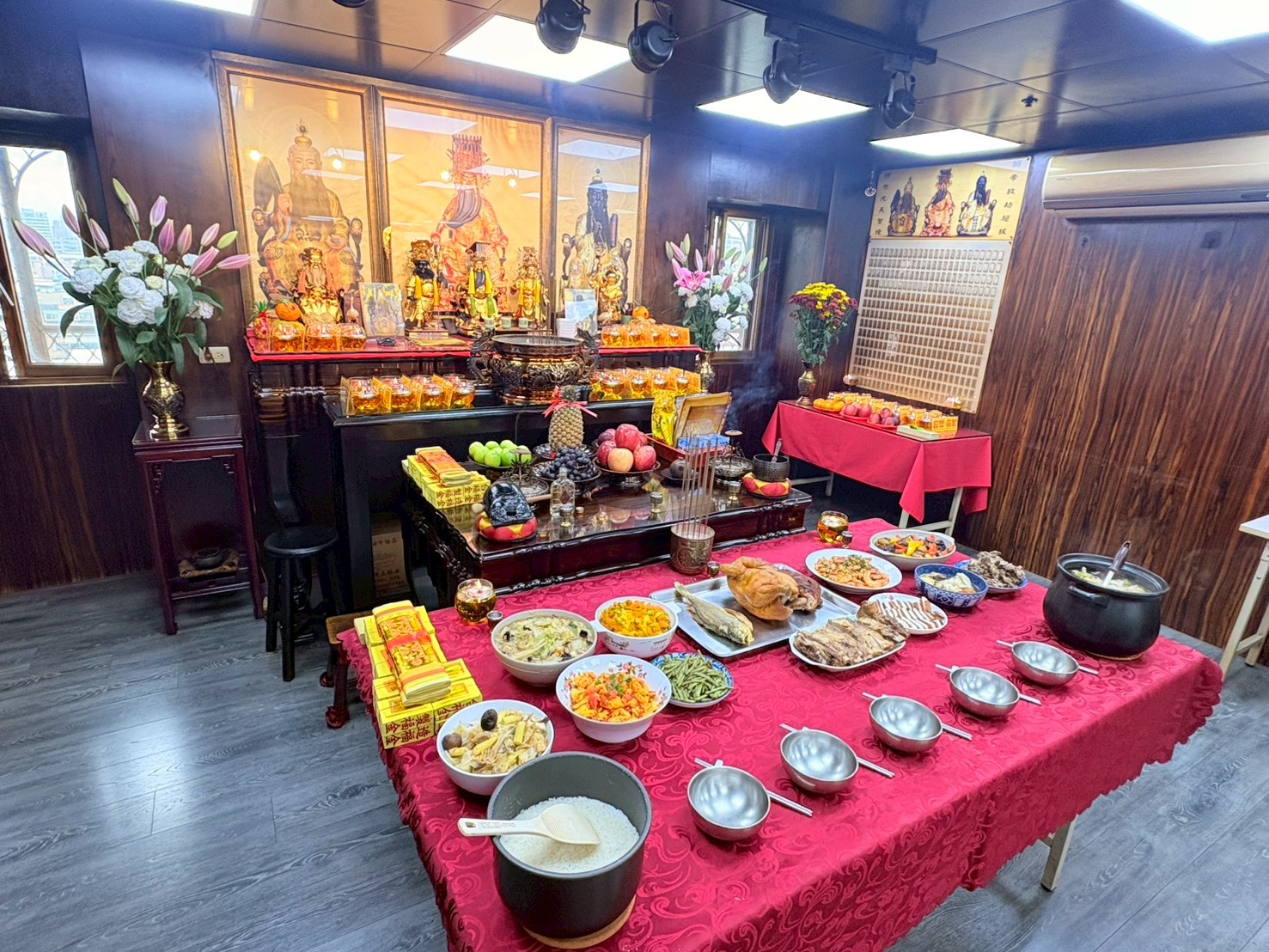 1772598408350753.jpg LINE_ALBUM_20260218頭牙_260303_10.jpg