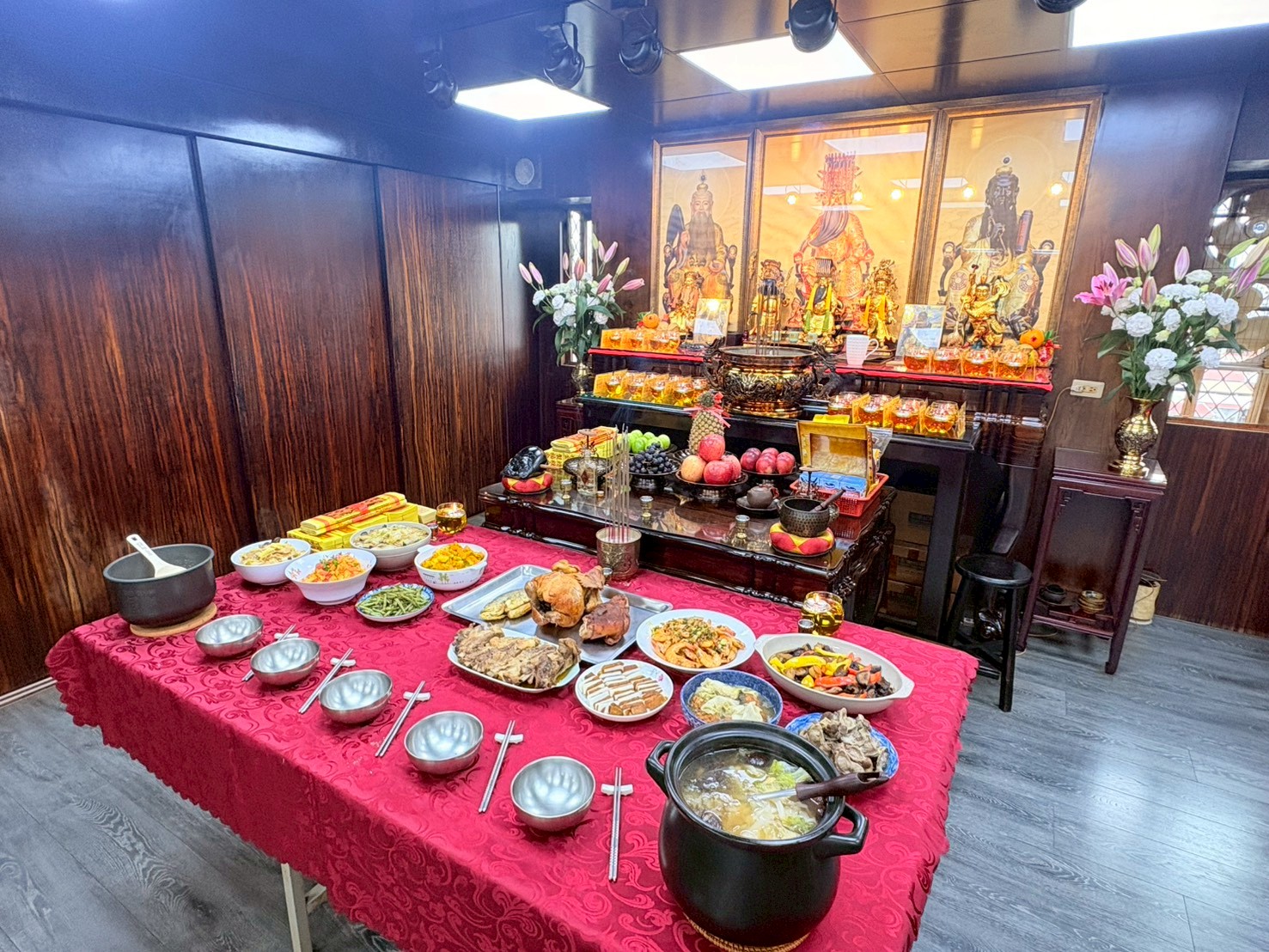 1772598436773410.jpg LINE_ALBUM_20260218頭牙_260303_7.jpg